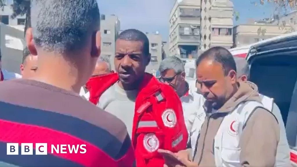 Gaza medic detained during deadly Israeli attack released, Red Crescent says