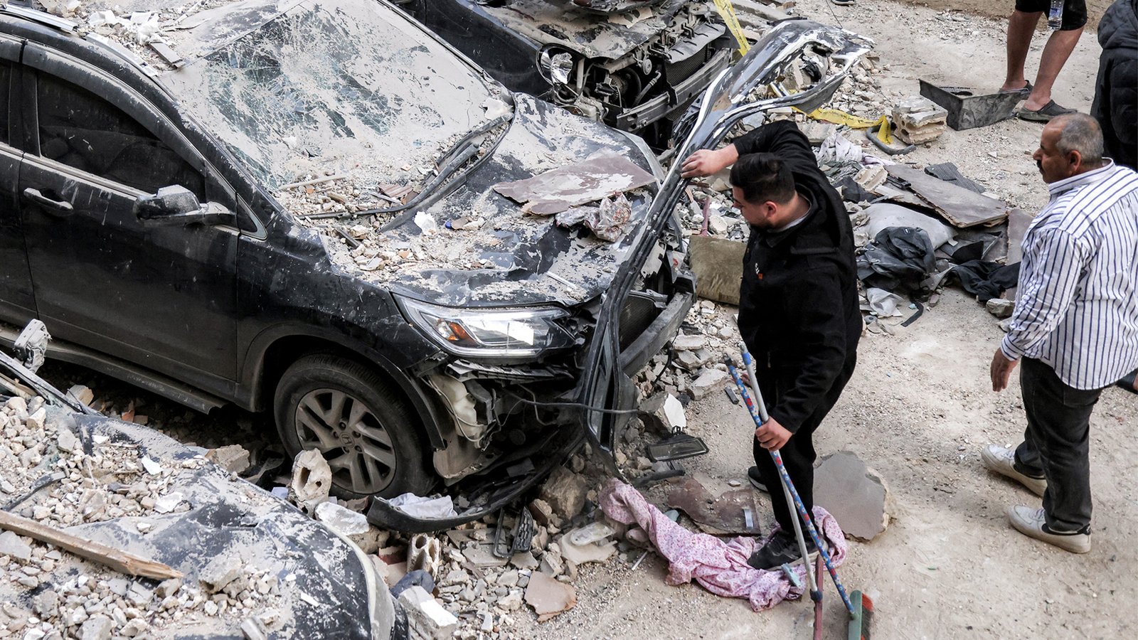 Several killed as Israeli military bombs building in Beirut | Israel attacks Lebanon