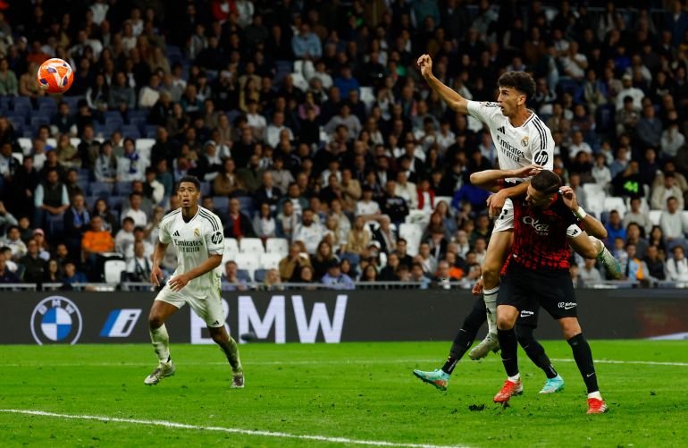 Real Madrid keep Barcelona waiting for La Liga by beating Mallorca | Football News