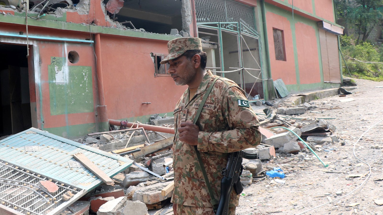 What we know about new India-Pakistan military confrontation | Conflict