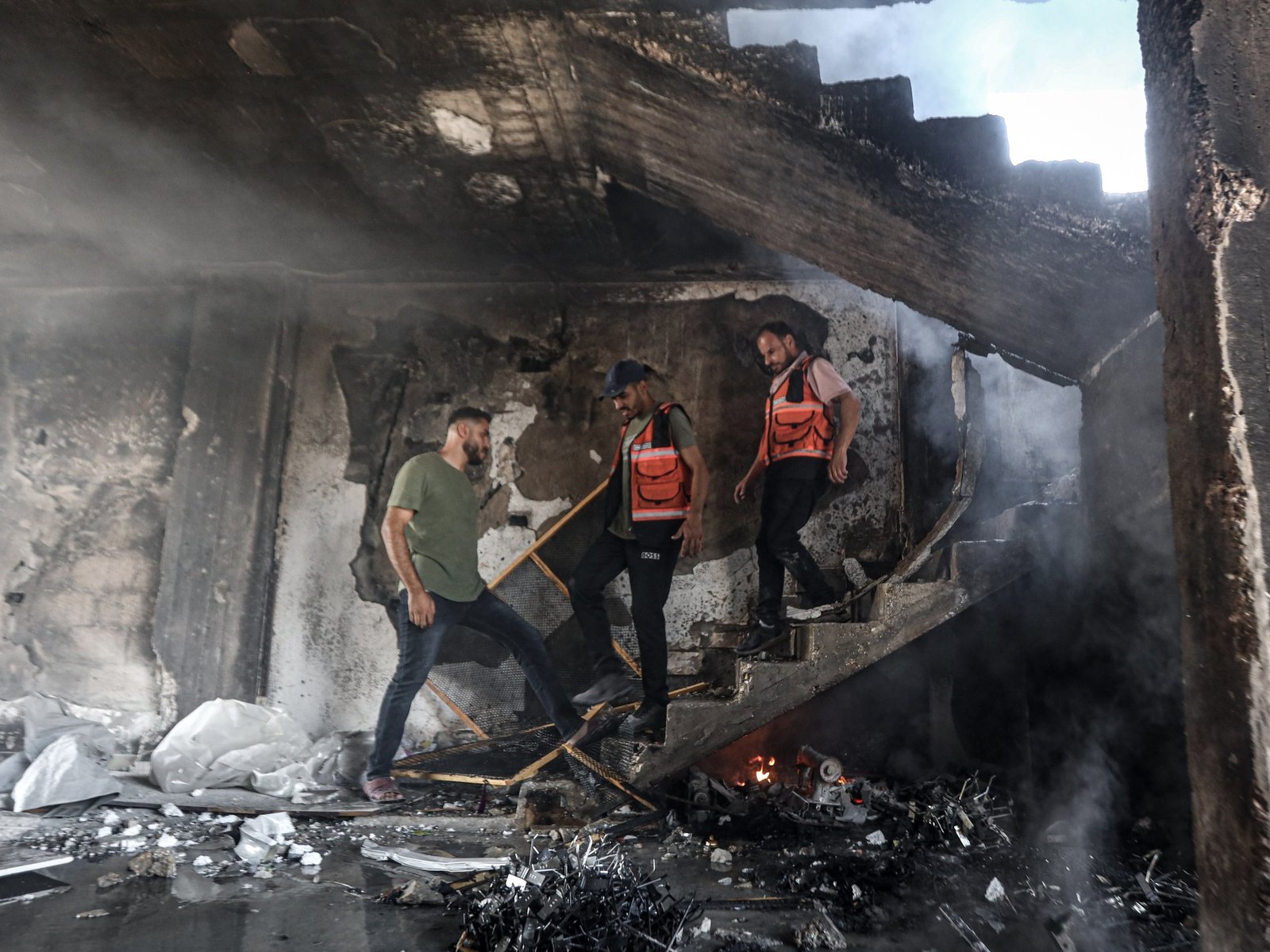 More than 80 Palestinians killed across Gaza as truce talks begin | Israel-Palestine conflict News