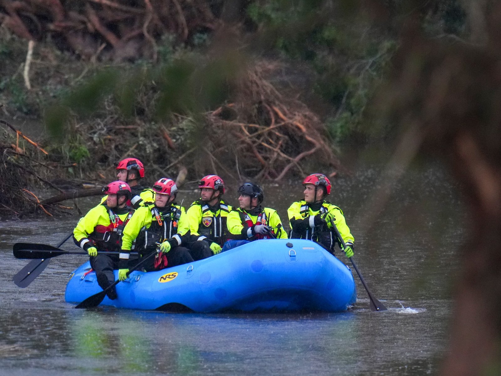 Texas floods: How rumour of two girls rescued from tree set off false hopes | Floods News